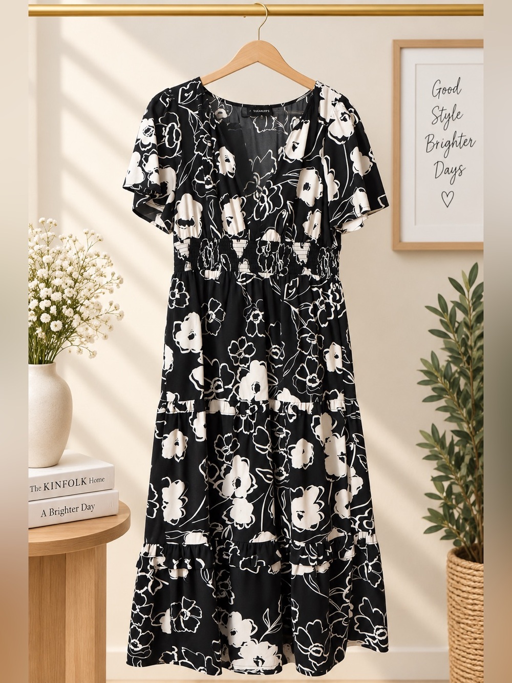 SUGARLIPS Black & White Floral Women’s Dress - Classic Tiered Sundress